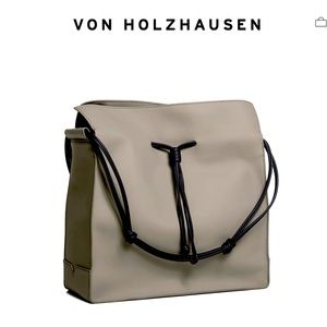 Von Holzhausen Large Shopper, NWT!  Stone and Black. Original box and packing.